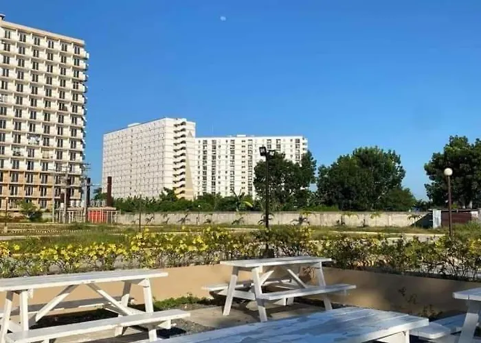 Near Beaches Airport And Tourist Spot Aparthotel